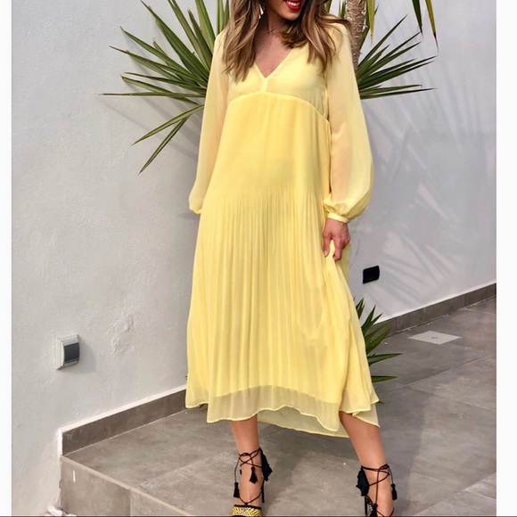pleated dress zara